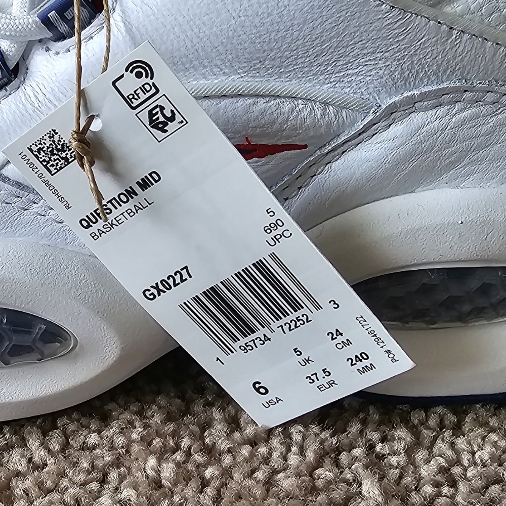 Reebok Question - Picture 5 of 5